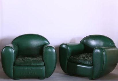 Paire de fauteuils clubs à dossier rond en...