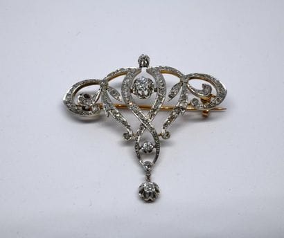 Brooch 1900 in 750°/00 white gold and platinum...