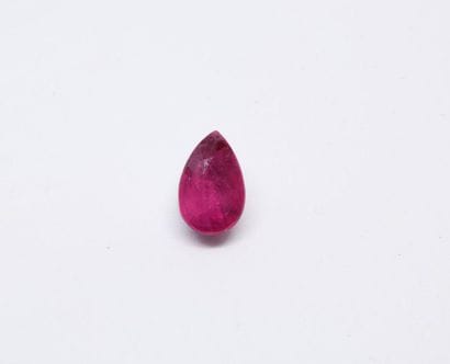 Batch comprising a pear-shaped tourmaline...