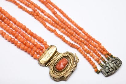 Half-piece made of coral beads and silver-gilt...