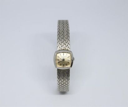 JAEGER LECOULTRE. Montre de dame années 60-70,...