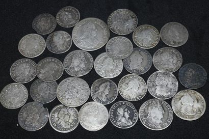 LOUIS XIV : 
- 28 silver pieces including...
