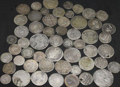 Lot of foreign coins: 54 coins including...
