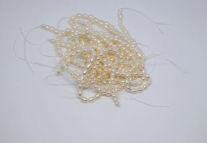 Eleven rows of pearls on rice grain and baroque...