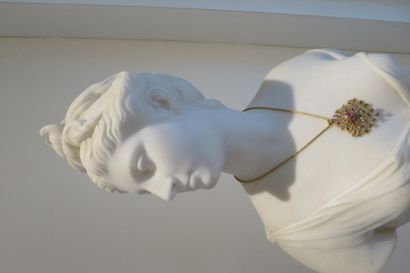 Necklace in yellow gold 750°/00 composed...