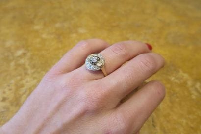 Art Deco ring with in the center an antique...