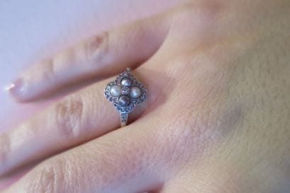 Four-lobed ring in 750°/00 yellow gold and...