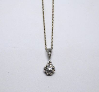 Pendant in white gold 750°/00 set with an...