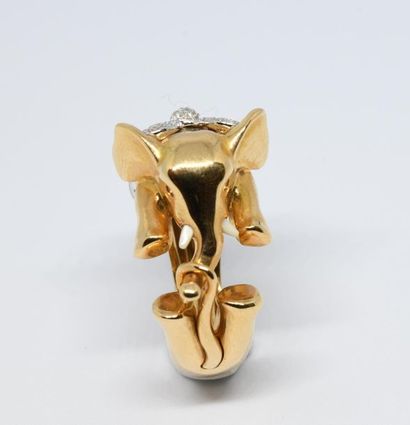 Ring in 750°/00 yellow gold in the shape...