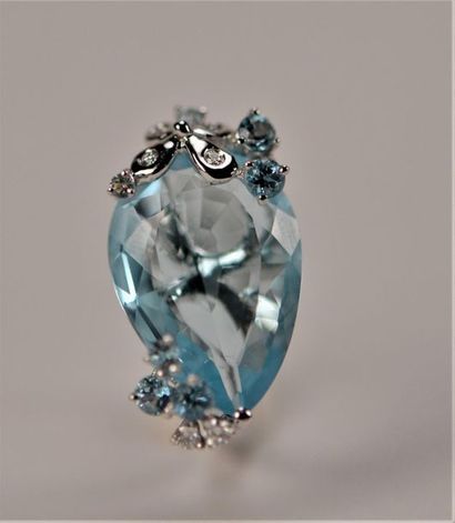 Modern set ring and pendant in 585°/00 white...
