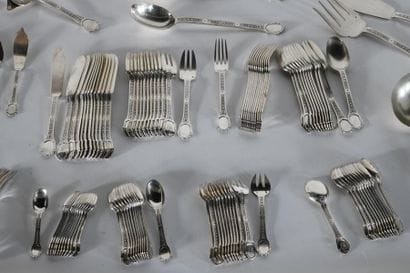 TETARD Brothers XXth. Housewares in silver...