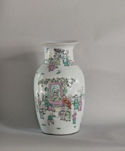 China, 20th century.
Polychrome porcelain...