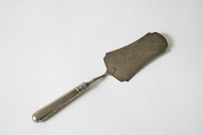 Russia. Silver wedding gift pie server 84...