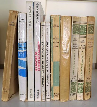 Lot de 11 volumes (récits de Tony Burnand)....