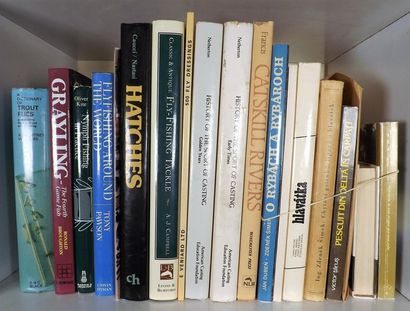 Lot de 12 volumes (ouvrages en langue anglaise)....
