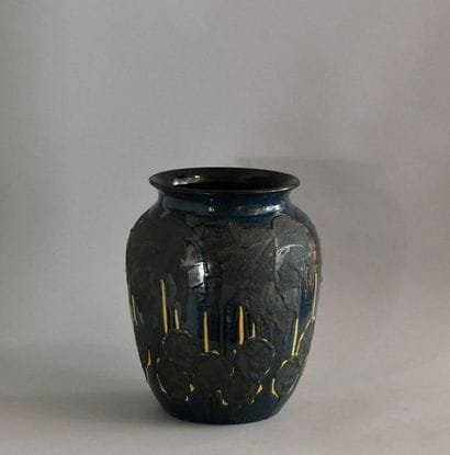 SISPA- SAVOIE. Vase ovoïde en céramique émaillée...