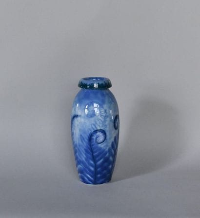 Camille THARAUD (1878-1956) à Limoges. Vase...