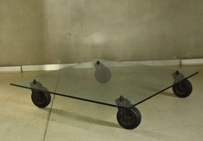 Gae AULENTI (Née en 1927) Fontana Arte
Table...