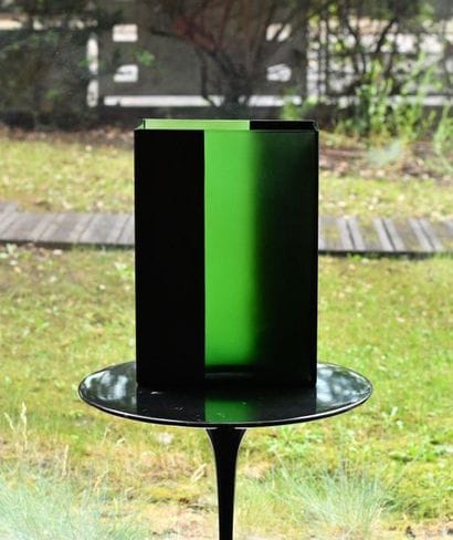 Johanna Grawunder (née en 1969) 
Grand vase...