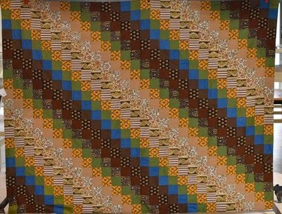 Quilt MARIE JOSEPH BURDIN CREATION, diagonales...