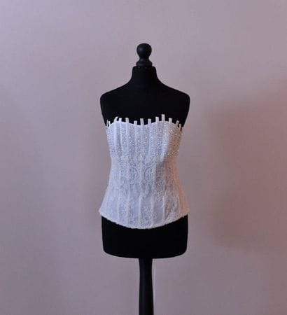 Hervé mariage. Bustier corseté lacé dans...