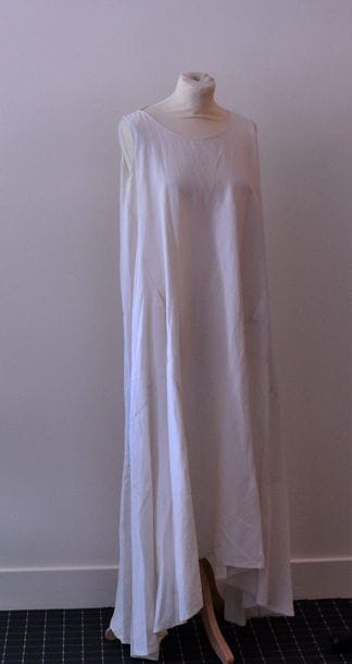 Yohji YAMAMOTO. Robe longue en bourrette...
