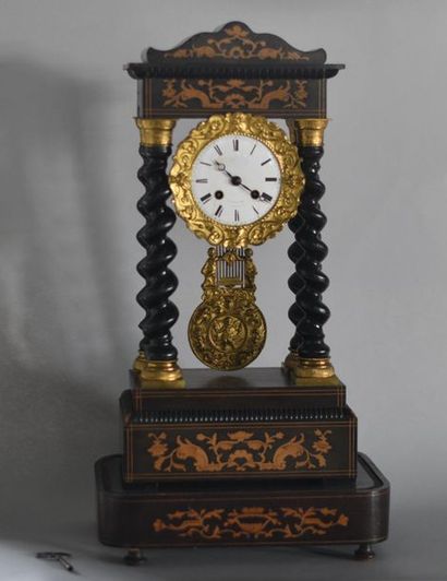 Portico clock in veneer wood, twisted columns,...
