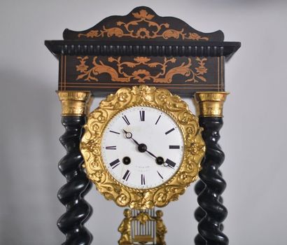 Portico clock in veneer wood, twisted columns,...