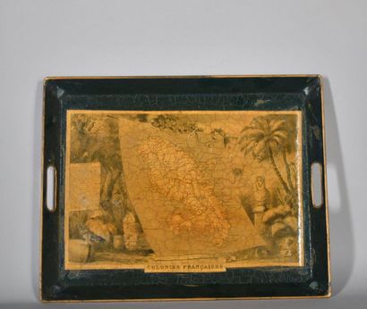 Suite of four rectangular trays in green...