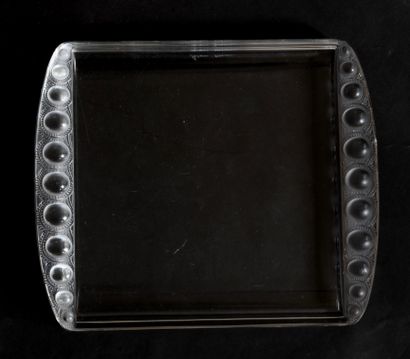 LALIQUE France

Pressed-molded glass tray...