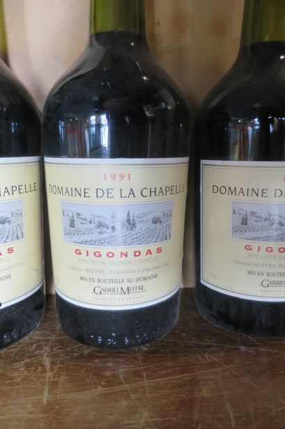 5 	B 	GIGONDAS DOMAINE DE LA CHAPELLE (3...