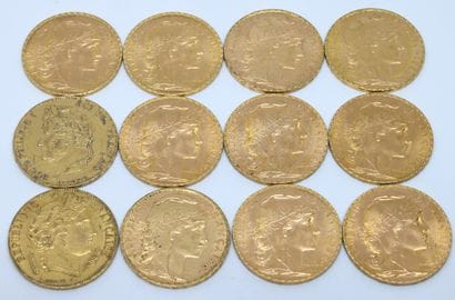 FRANCE. Douze pièces de 20 Francs or. 1847,...