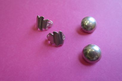 Lot de deux paires de clips d'oreilles en...