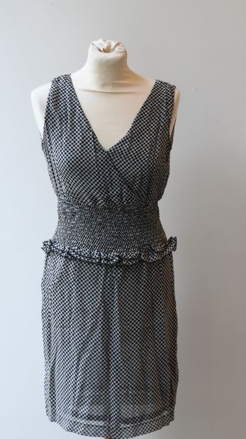 GIVENCHY, Boutique. Chiffon dress printed...