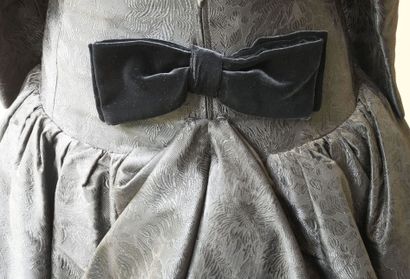 Yves SAINT-LAURENT Left Bank. Black evening...