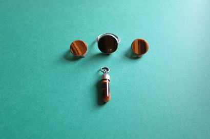Lot en argent et métal argenté comprenant...