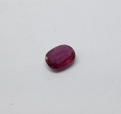 Raspberry ruby on paper, oval faceted, 1.88...