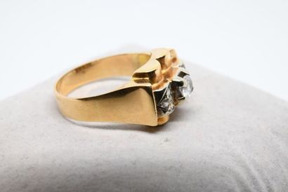 Bague tank des années 1940, monture en or...