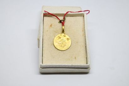Médaille ancienne ronde représentant un ange...