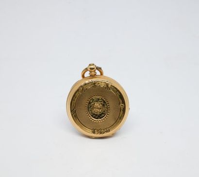 Montre de col en or jaune 750‰, la cuvette...