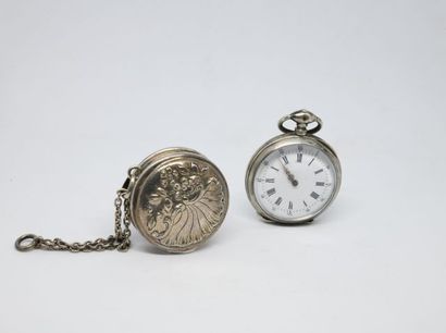 Lot en argent comprenant une montre de col...