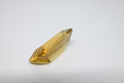 Citrine sur papier, taille coussin rectangulaire...