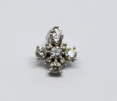 Pendentif en forme de croix en platine 850‰...