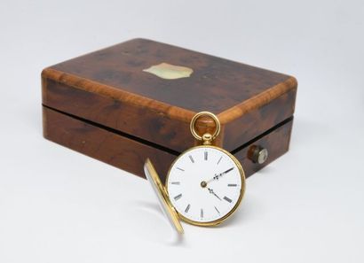 Montre de col en or jaune 750‰, la cuvette...