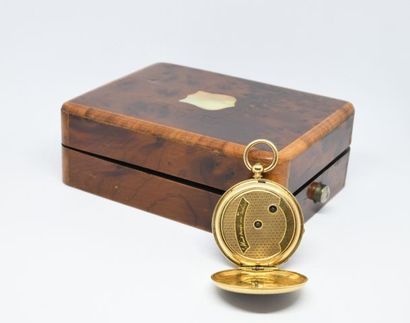 Montre de col en or jaune 750‰, la cuvette...