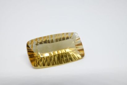 Citrine sur papier, taille coussin rectangulaire...