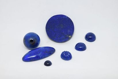 Lot de 8 lapis lazulis de taille diverses

Poids...