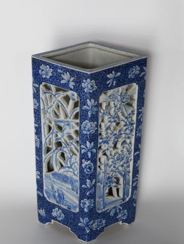 Japan, Arita, 20th century

White and blue...