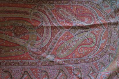 Large Indian shawl in red tones, with black...