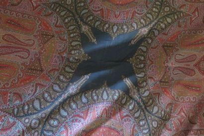 Large Indian shawl in red tones, with black...
